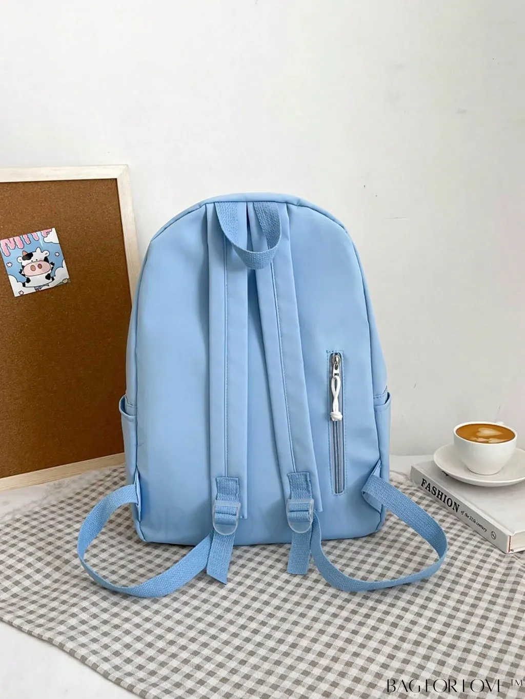 BagForLove - Stylish Star Patch Backpack with Adjustable Strap and Zipper - Classic Fashion Accessory
