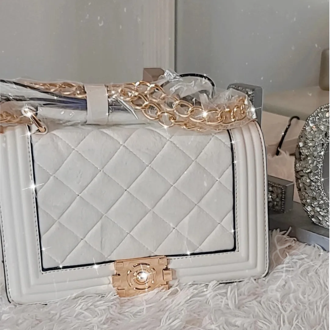 CALEESA VELVET HANDBAG