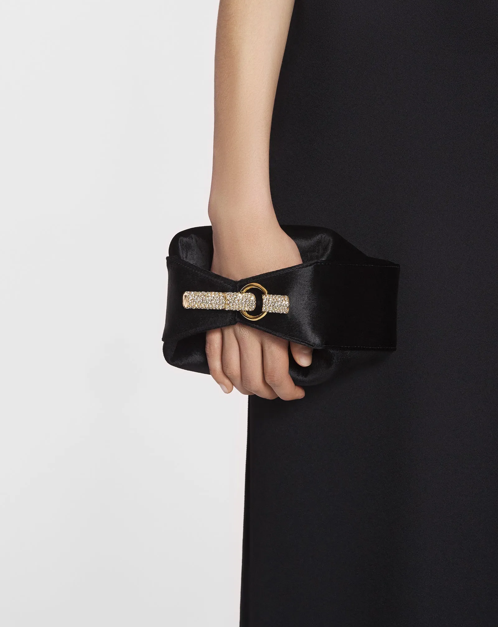 HAUTE SÉQUENCE VELVET CLUTCH BAG