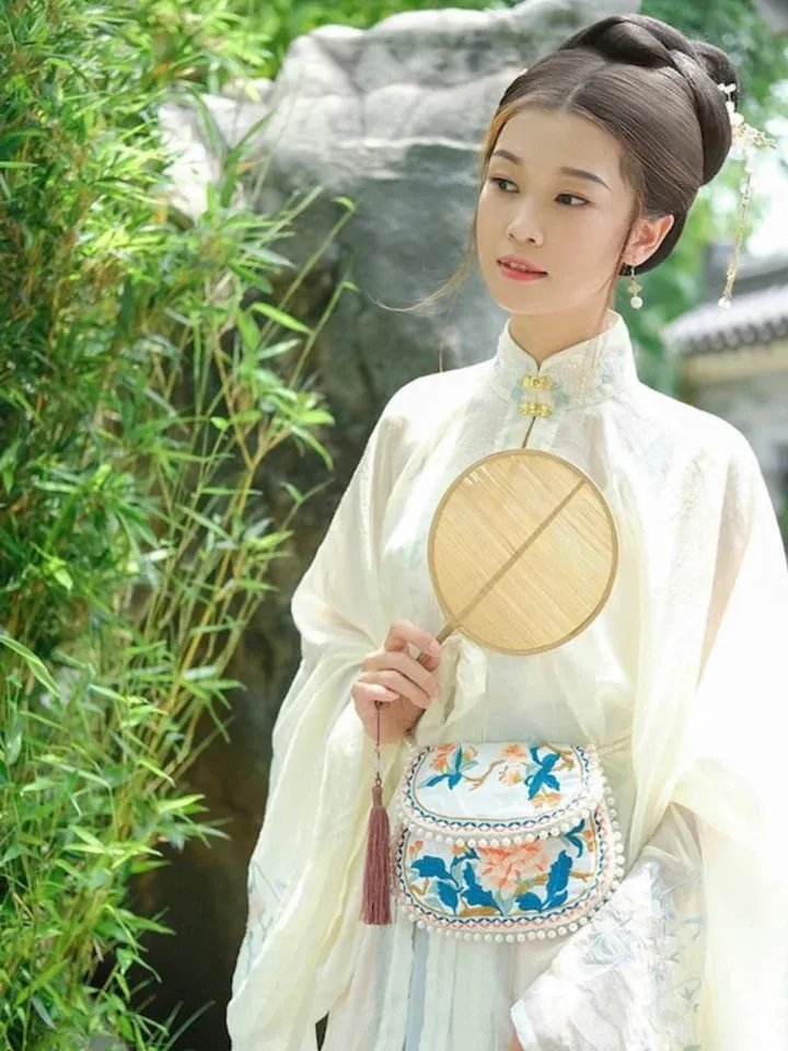 Ming Dynasty Embroidered Crossbody Bag
