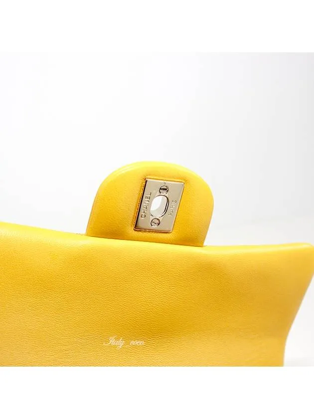 Mini Handle Top Yellow Bag Flap Cross Chanel Live chat Clean lines Lambskin