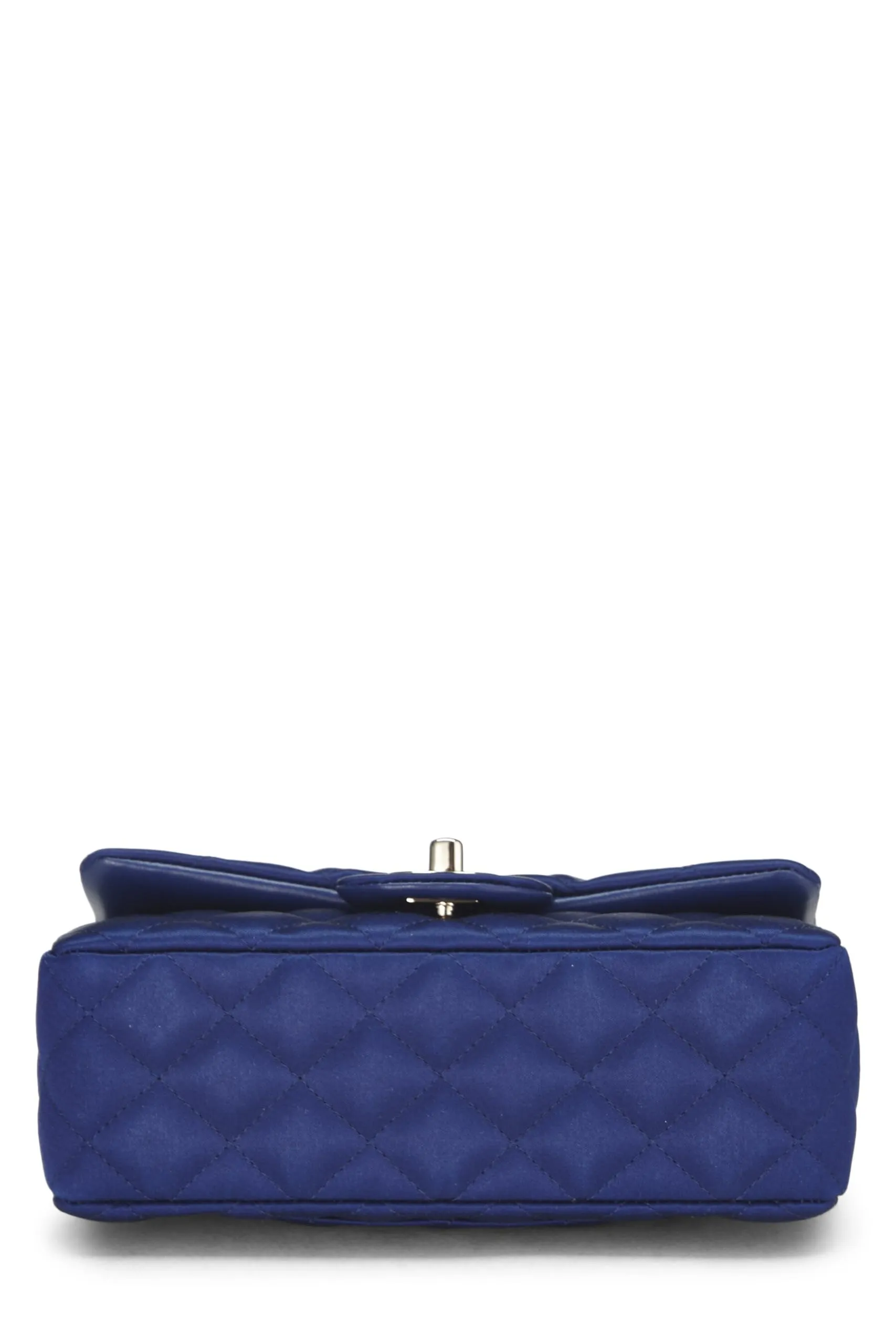 Must-have Flap Chanel, Rectangular Navy Navy Unbelievable deal Small, Satin 