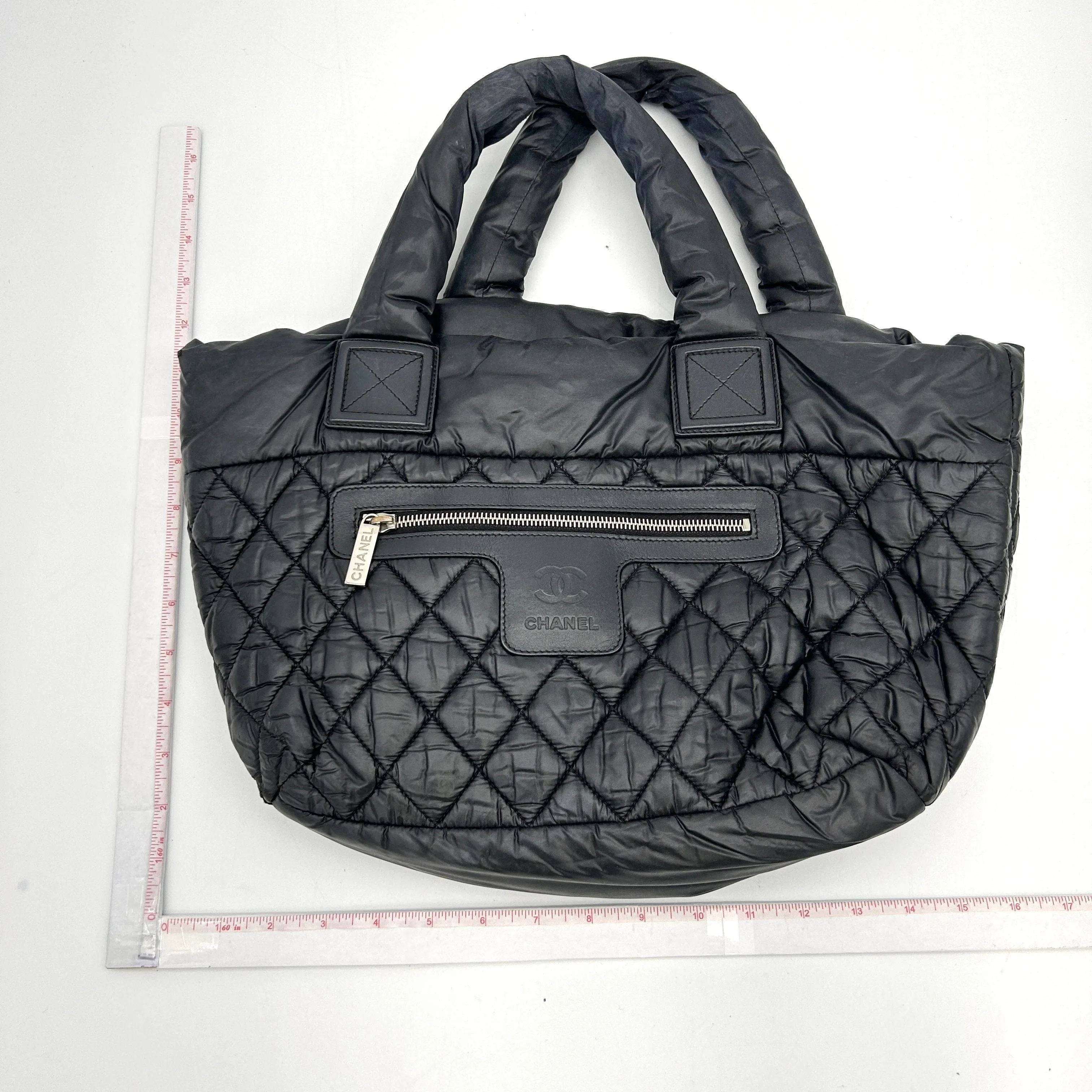 Pre-owned CHANEL Nylon Quilted Small Coco Cocoon Tote Black  LA1465