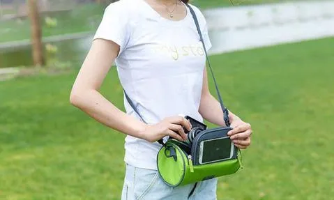 RoyaleGlow Multifunctional Touchscreen Handlebar Bag