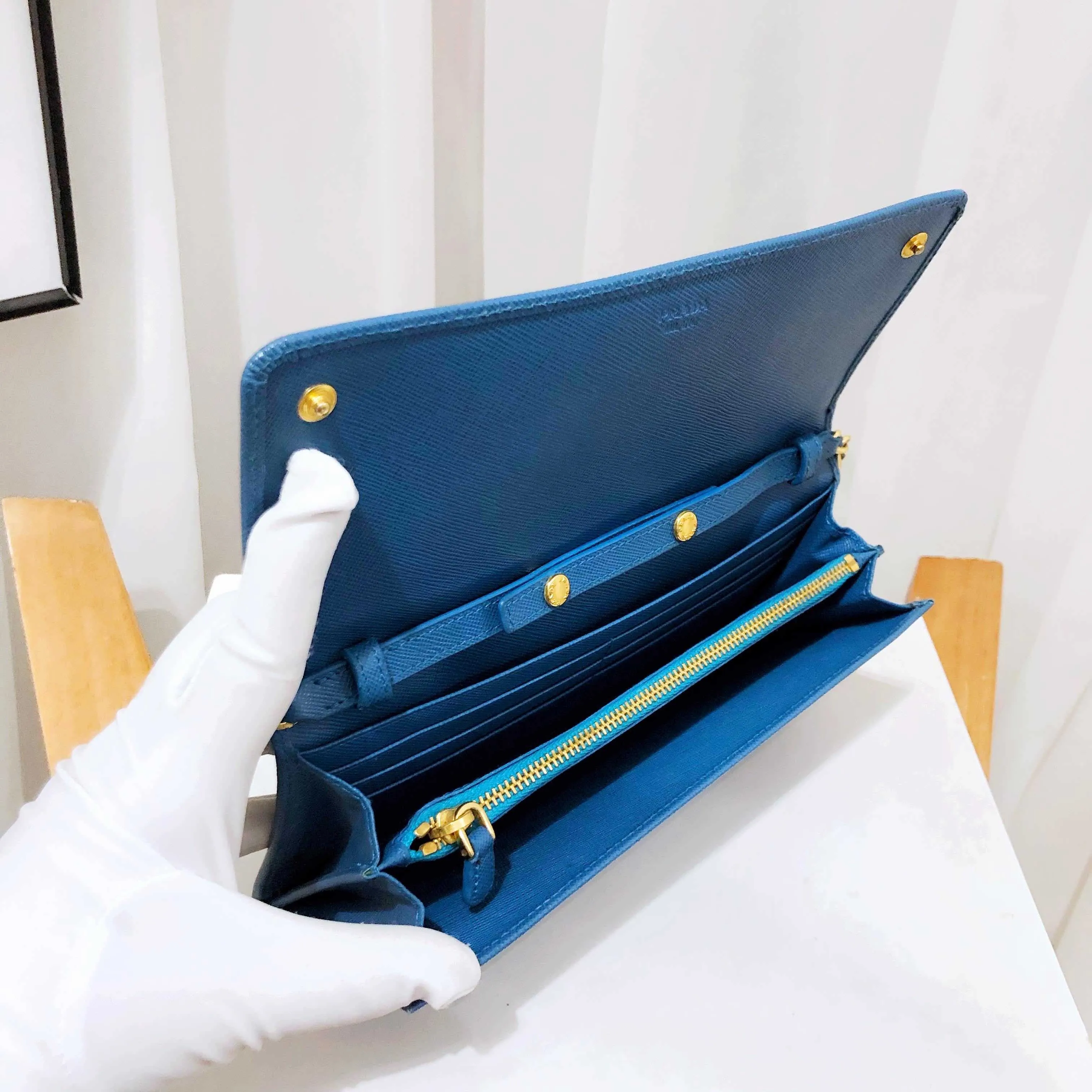 Satisfaction guaranteed Cuir Wallet on Saffiano Global availability Blue Chain Prada