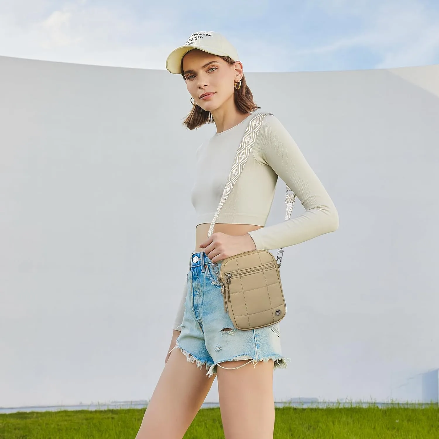 Telena Puffer Small Crossbody Bags for Women Cell Phone Purse Cross Body Bag