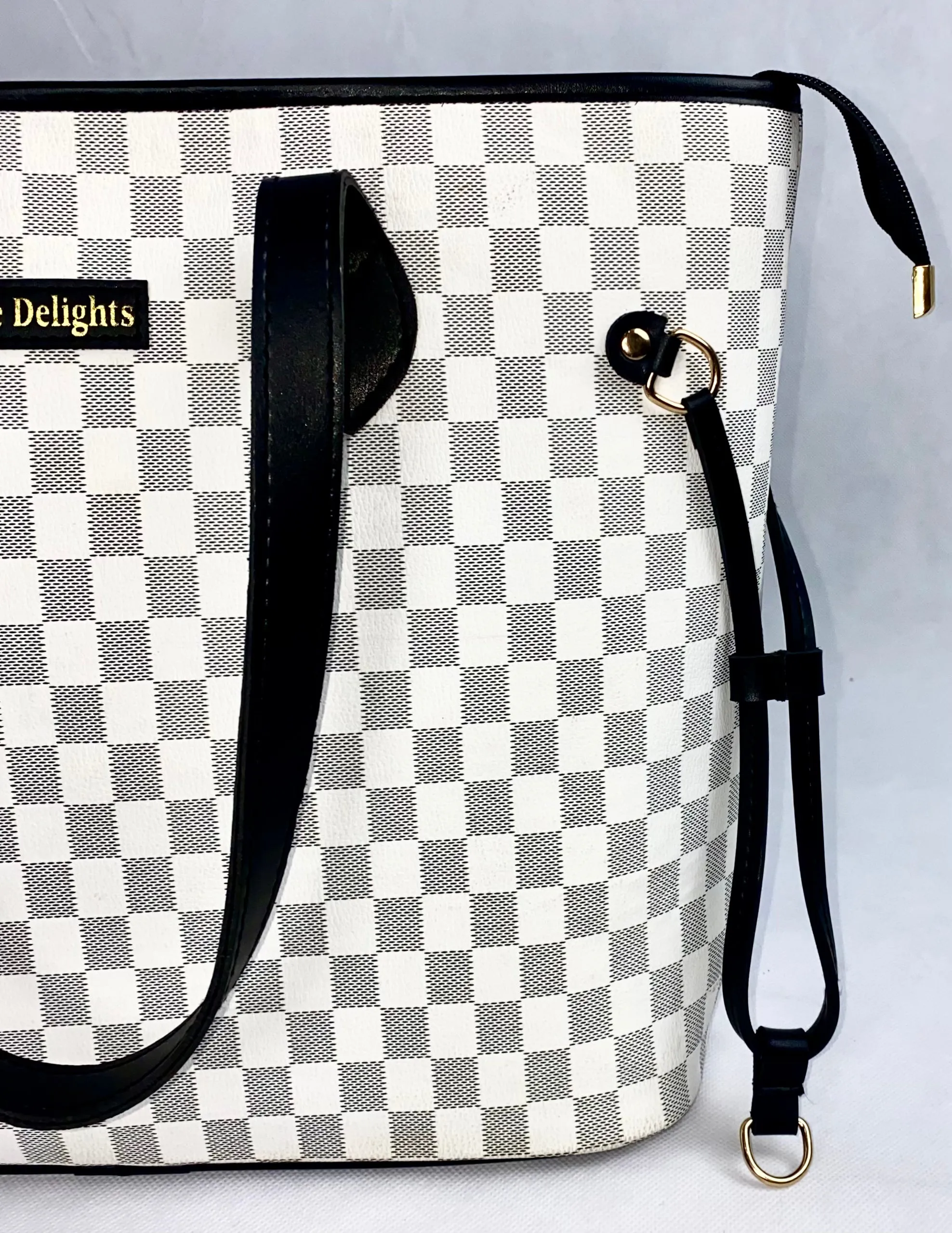White Checkered Neverfull Tote Bag (Zip Closure)