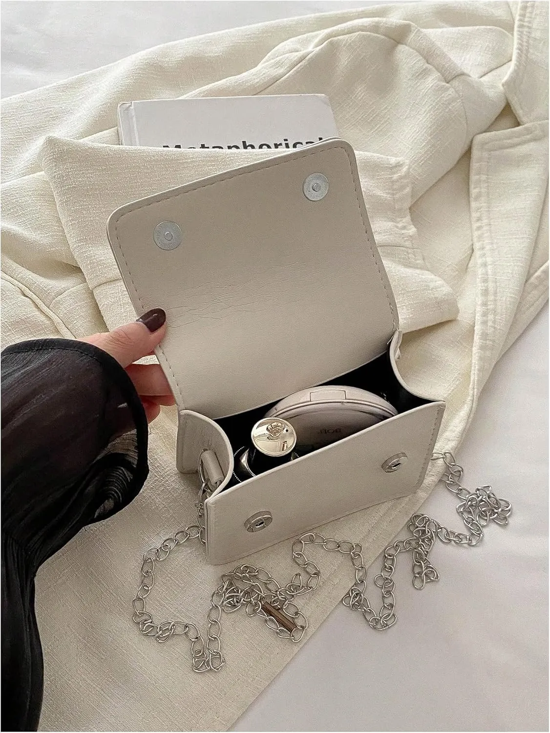 Women' Bowknot Mini Flap Handbag Chain Strap Mini Square Bag Cute Crossbody Purse